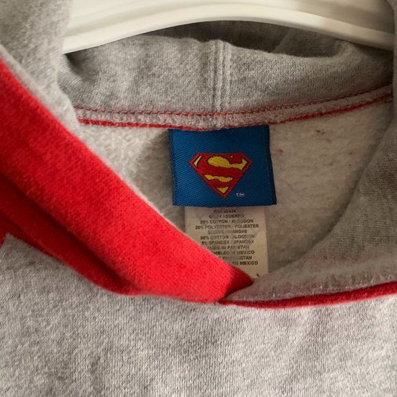 Boys Superman Pull-over Sweatshirt Hoodie ~ EUC - Picture 4 of 5